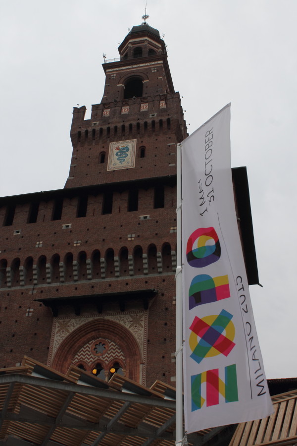 Expo_2015_-_Milan_-_Castello_Sforzesco